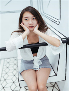 美女裸身无档图片视频-广州服装批发第一网